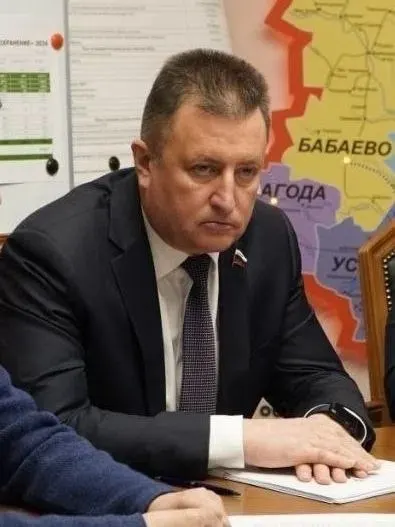 Инициатива депутата предполагает, что жители на общих собраниях смогут голосовать только за увеличение тарифа; снизить плату ниже регионального минимума станет нельзя, а механизм сокращения сметы УК утратит эффективность.
