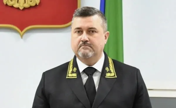Высшая квалификационная коллегия судей удовлетворила заявление Фёдора Щукина об уходе в почётную отставку; ранее его предлагали на пост главы Дагестана, и президент поддержал эту кандидатуру.