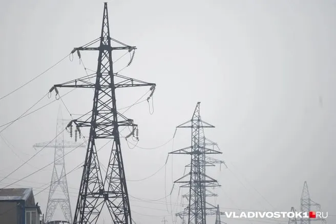 Правительство утвердило параметры индексации: повышение начнётся 1 октября 2026 года и продолжится по 2029‑й, приводя городской тариф к ~8,04 руб/кВт·ч.