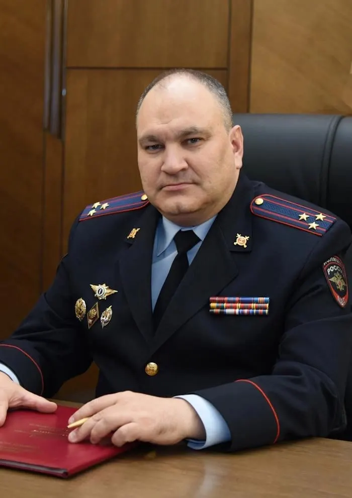 Краткий обзор биографии и служебного пути Константина Кремнева, временно исполняющего обязанности начальника полиции Волгоградской области.