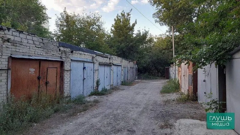 Госдума продлила действие упрощённого порядка оформления гаражей и земель под ними ещё на пять лет — до 1 сентября 2031 года. За время амнистии зарегистрировали 746 тыс. объектов; ожидается регистрация ещё около 500 тыс.