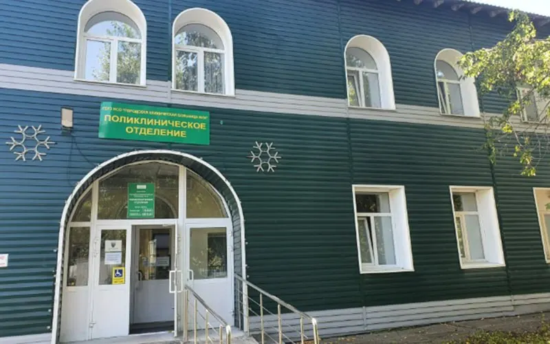Депутат Госдумы от Новосибирской области предложил Минфину освободить государственные медицинские учреждения от налога на недвижимость, чтобы направлять высвободившиеся средства на обновление оборудования и ремонт.
