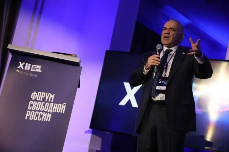 Совет Форума назвал запланированные выборы фарсом и призвал оппозицию вести антивоенную линию; авторы заявления считают, что реальная конкуренция отсутствует, а оккупированные территории — часть политики Кремля.