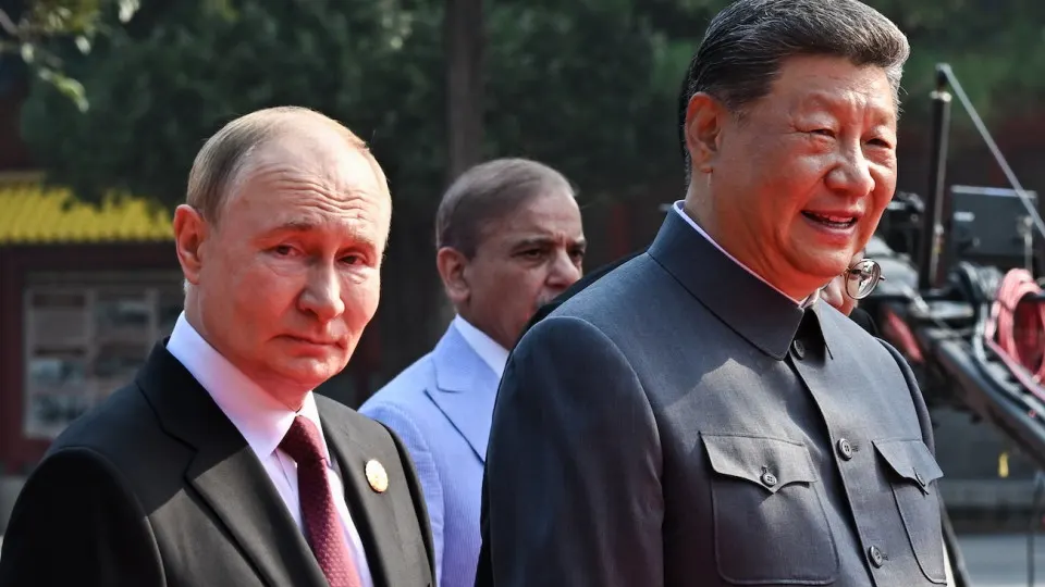 Правительственный макропрогноз показывает: до конца десятилетия Россия не рассчитывает на запуск газопровода «Сила Сибири‑2», а увеличение поставок газа в Китай будет обеспечено уже согласованными проектами и существующей инфраструктурой.