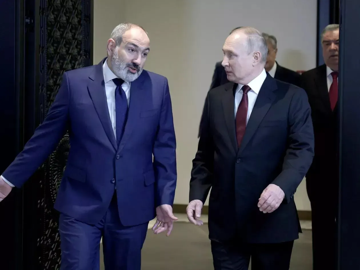 Премьер-министр Армении Никол Пашинян заявил, что Ереван откажется вступать в санкционный режим ЕС против России, однако одновременно гарантировал, что не будет содействовать обходу ограничений.