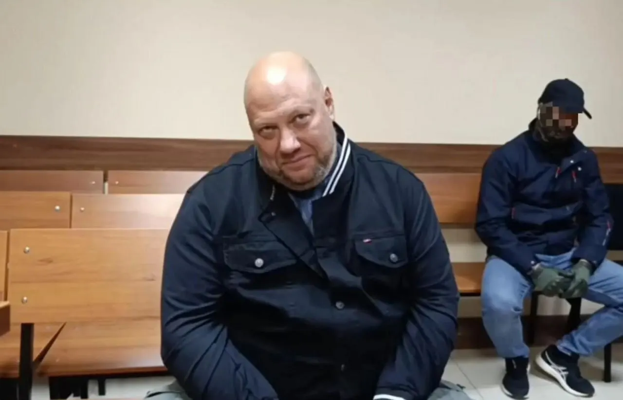 Нижегородский районный суд получил уголовное дело в отношении бывшего вице‑мэра Ильи Штокмана и его брата. Их обвиняют в получении крупной взятки в связи со строительством муниципального жилья для переселения из аварийного фонда.