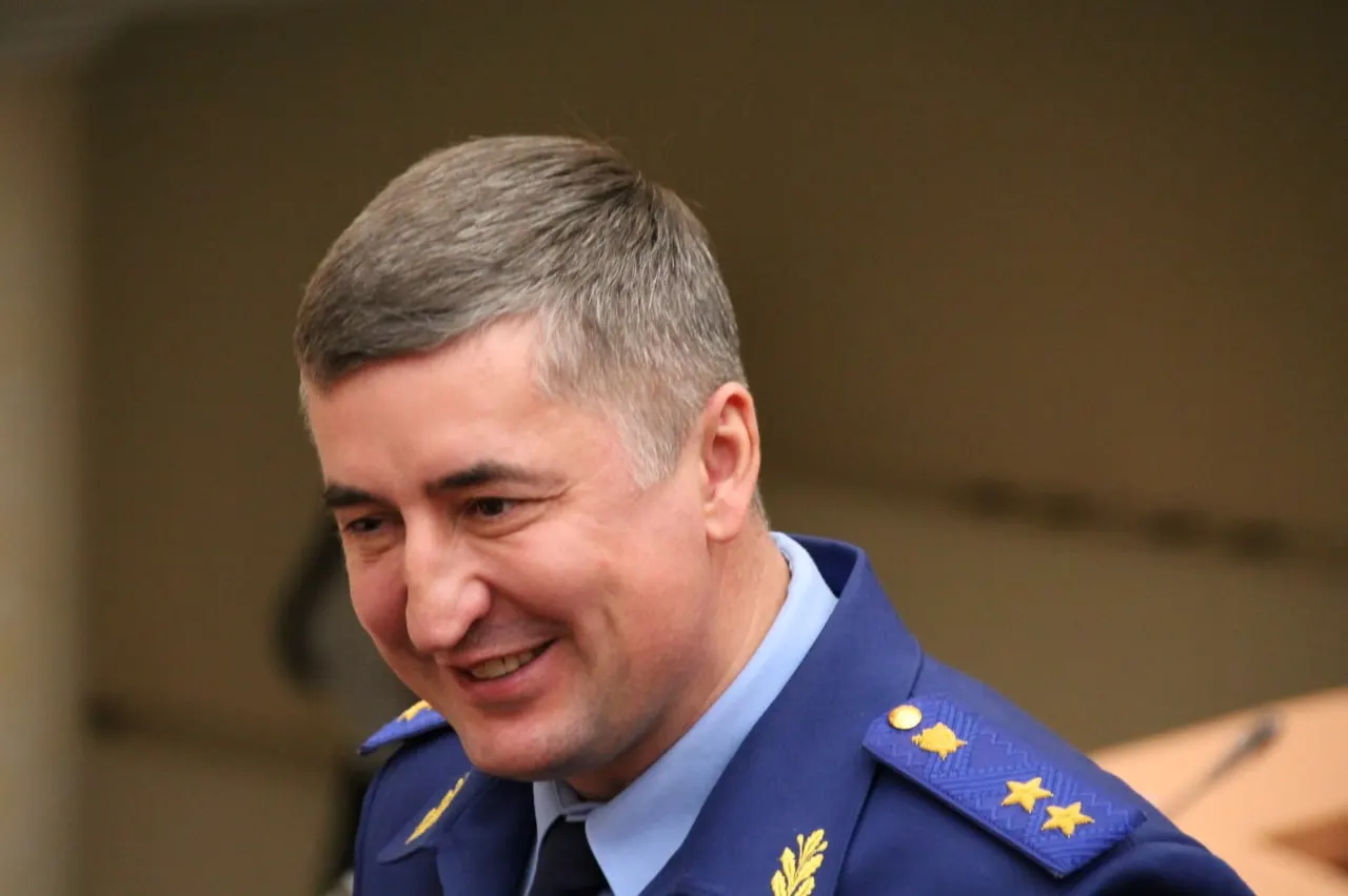 Президент подписал указ: Сергей Филипенко переведён на пост прокурора Воронежской области на пятилетний срок, а прокурором Саратовской области назначен Роман Пантелеев. Указ вступил в силу 28 июня.