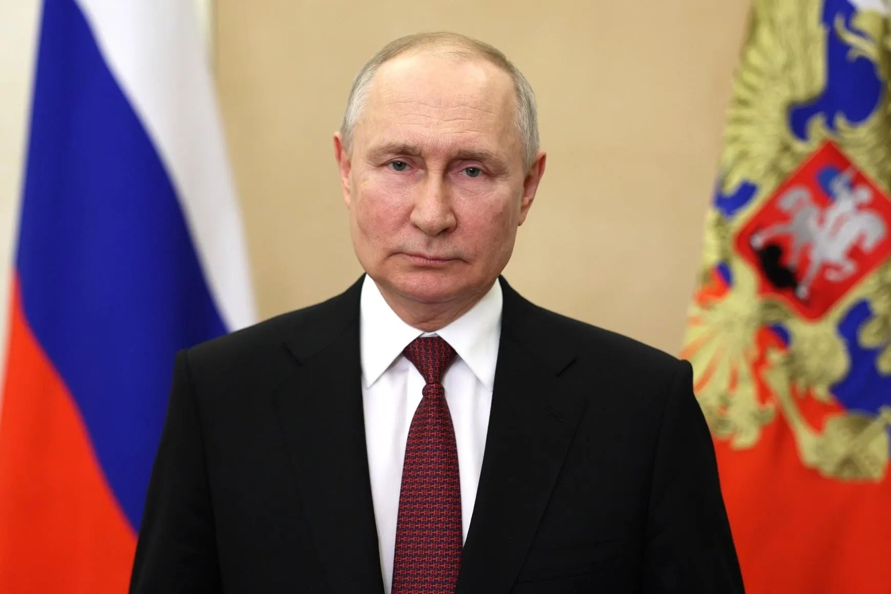 Указ, опубликованный 12 июня, расширяет круг ветеранов, которым фонд сможет оказывать поддержку, включая инвалидов, получивших травмы при отражении вооруженного вторжения, и тех, кто продолжает службу несмотря на ограничения по здоровью.