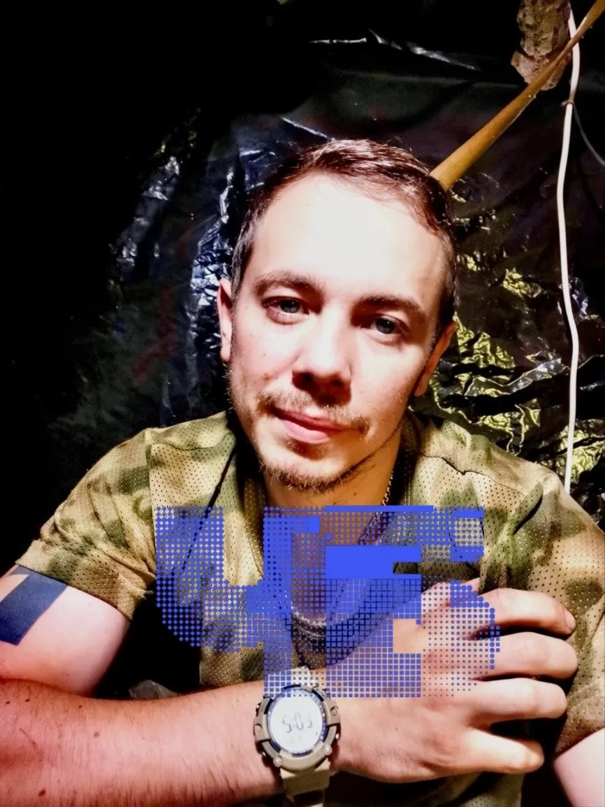 Родные заявляют, что тело военнослужащего похоронили в Балтийске без их уведомления; отец обвиняет военные структуры и чиновников, а закон о правах супруги оставил родителей без права распоряжаться телом.