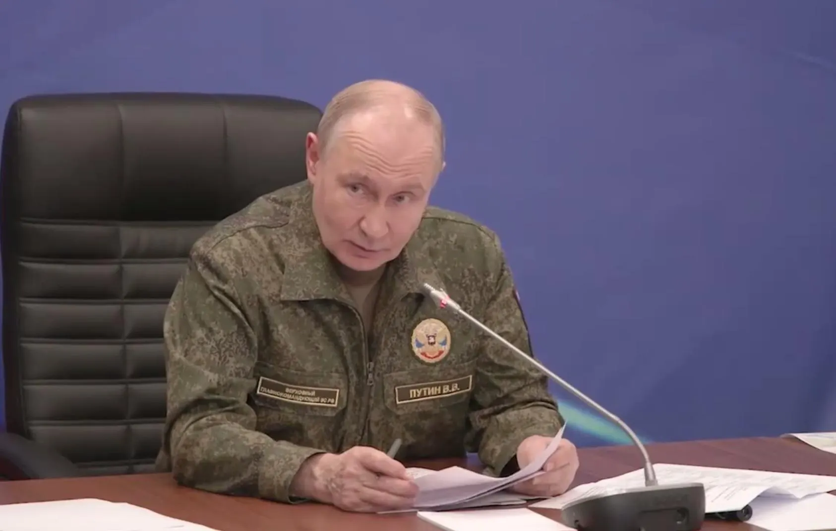 Президент сообщил, что российские войска взяли под контроль Константиновку в Донецкой народной республике; независимая верификация сведений пока не проведена.