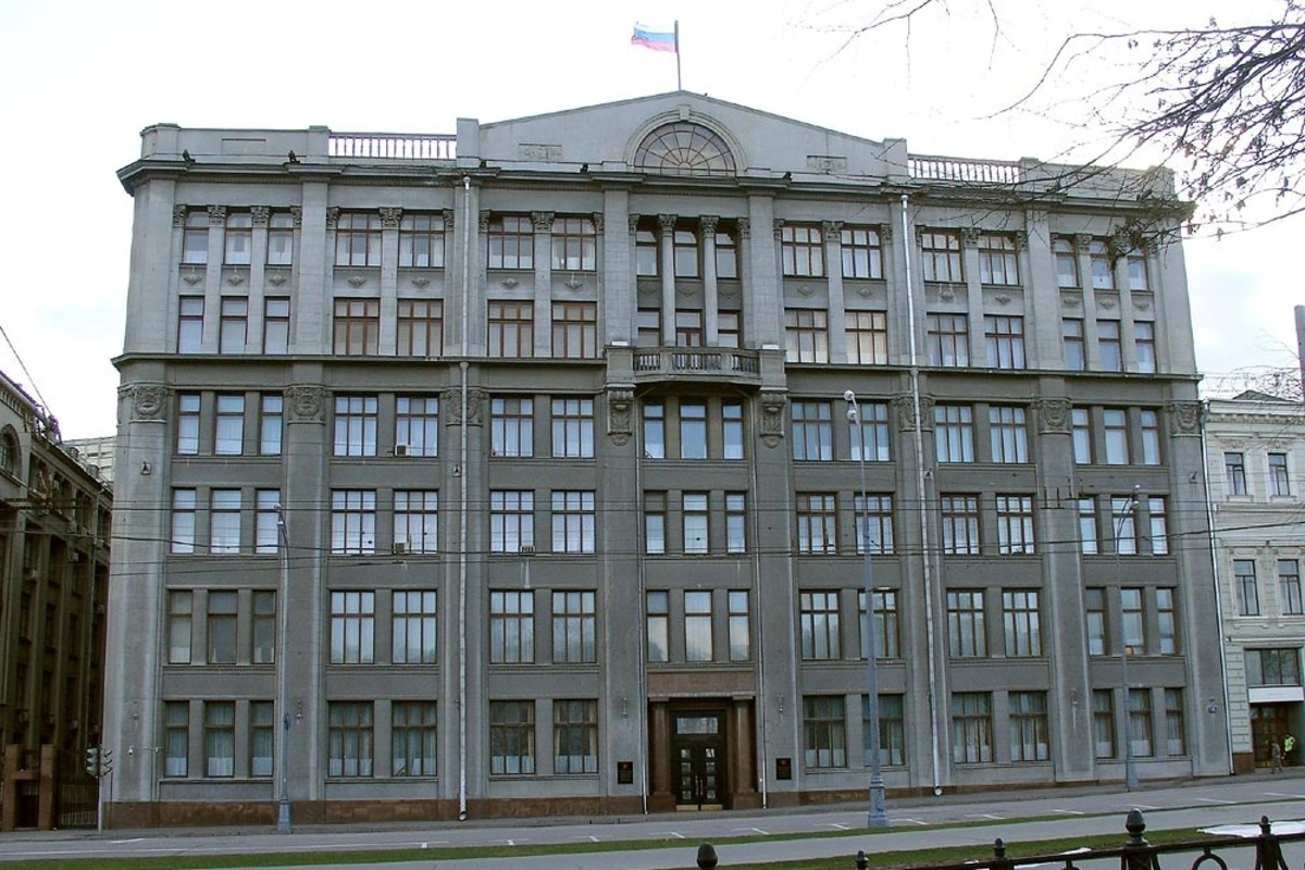 По данным нескольких источников в провластных СМИ, администрации президента рекомендовали подчинённым медиаресурсам ограничить публикации с кадрами последствий ударов ВСУ по России и чаще показывать результаты российских атак.