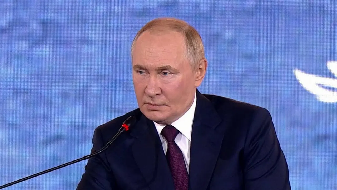 Советник президента Антон Кобяков призвал Запад внимательно следить за выступлением российского лидера на форуме, который пройдет с 1 по 4 сентября.