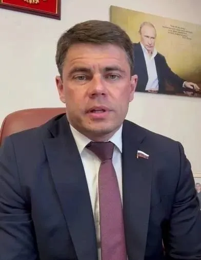 Россия продвигает суверенный интернет на фоне запуска национального мессенджера МАХ.