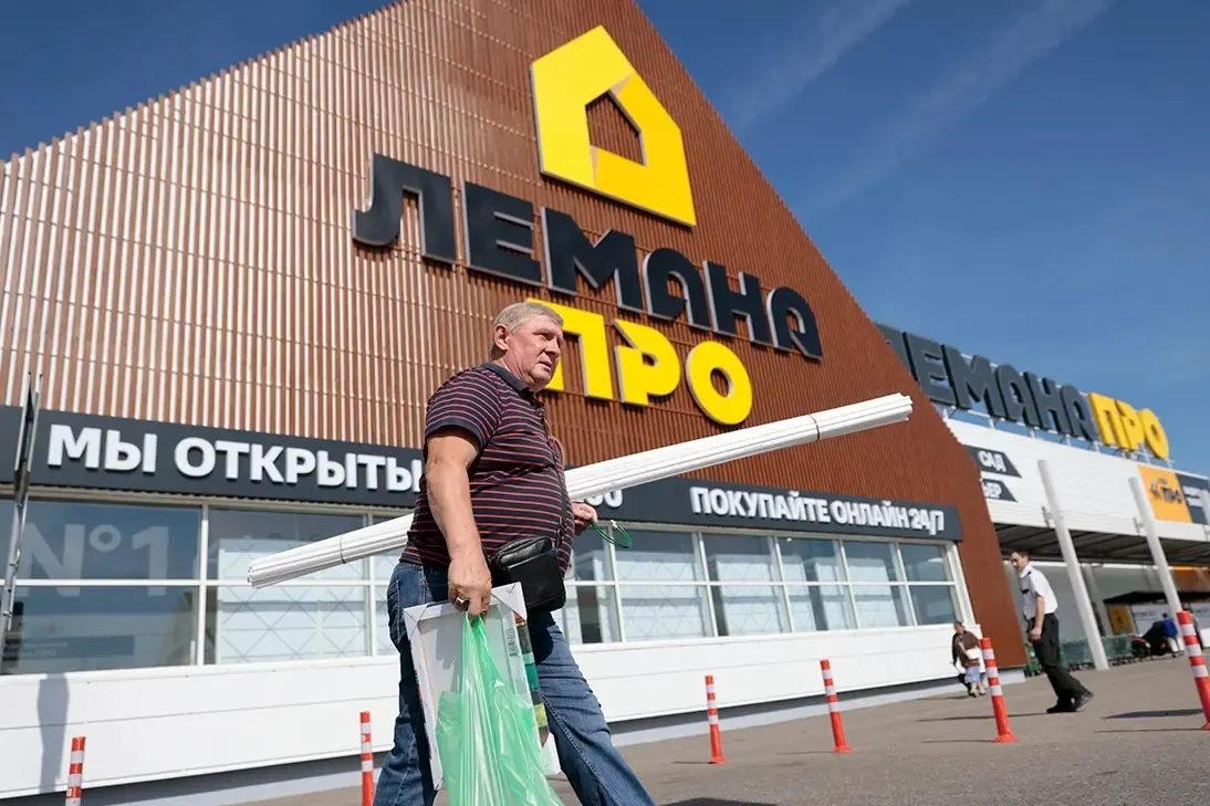 Назначение Дениса Исаева на пост гендиректора Le Monlid и передача активов FM Logistics во временное управление сопровождаются серией корпоративных и юридических изменений на фоне госконтроля над активами.