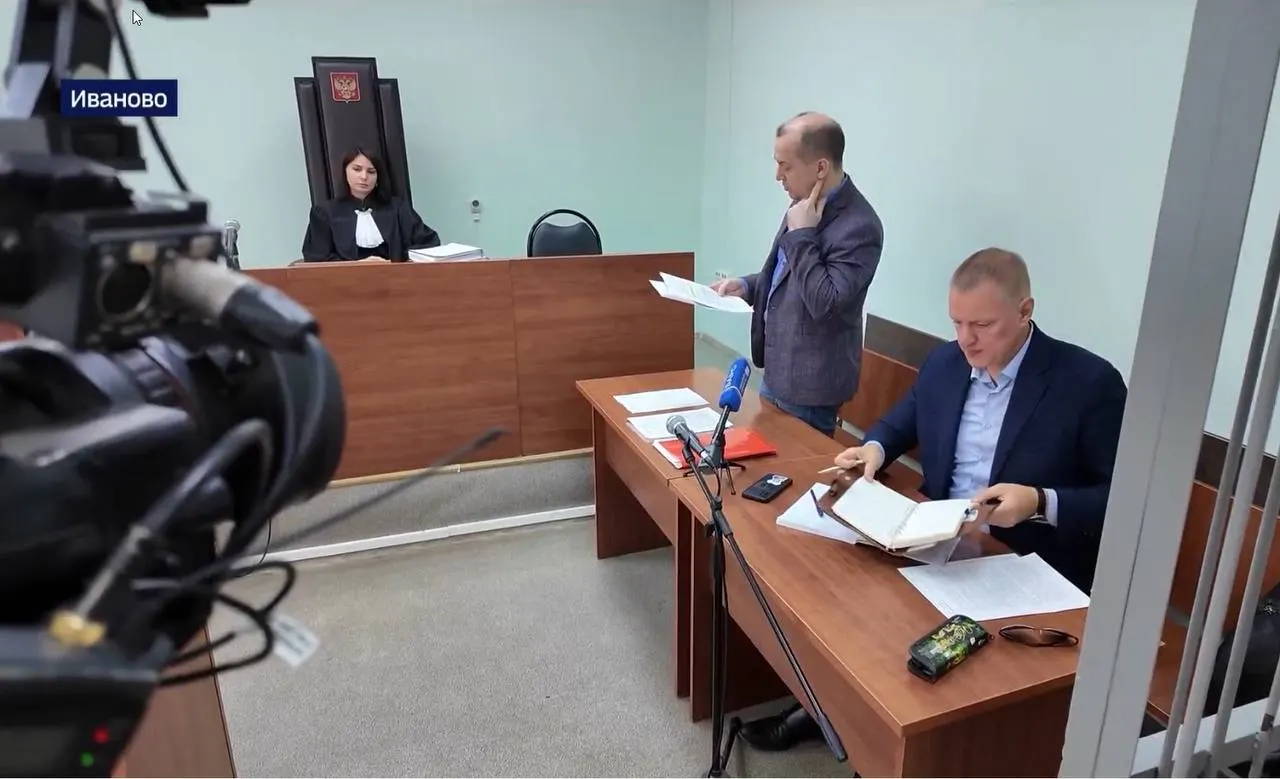Глава Следственного комитета потребовал доклад по делу против главного редактора ивановского телеканала, связанному с попытками возбуждения дел против сотрудников МВД и последующими обвинениями журналиста.