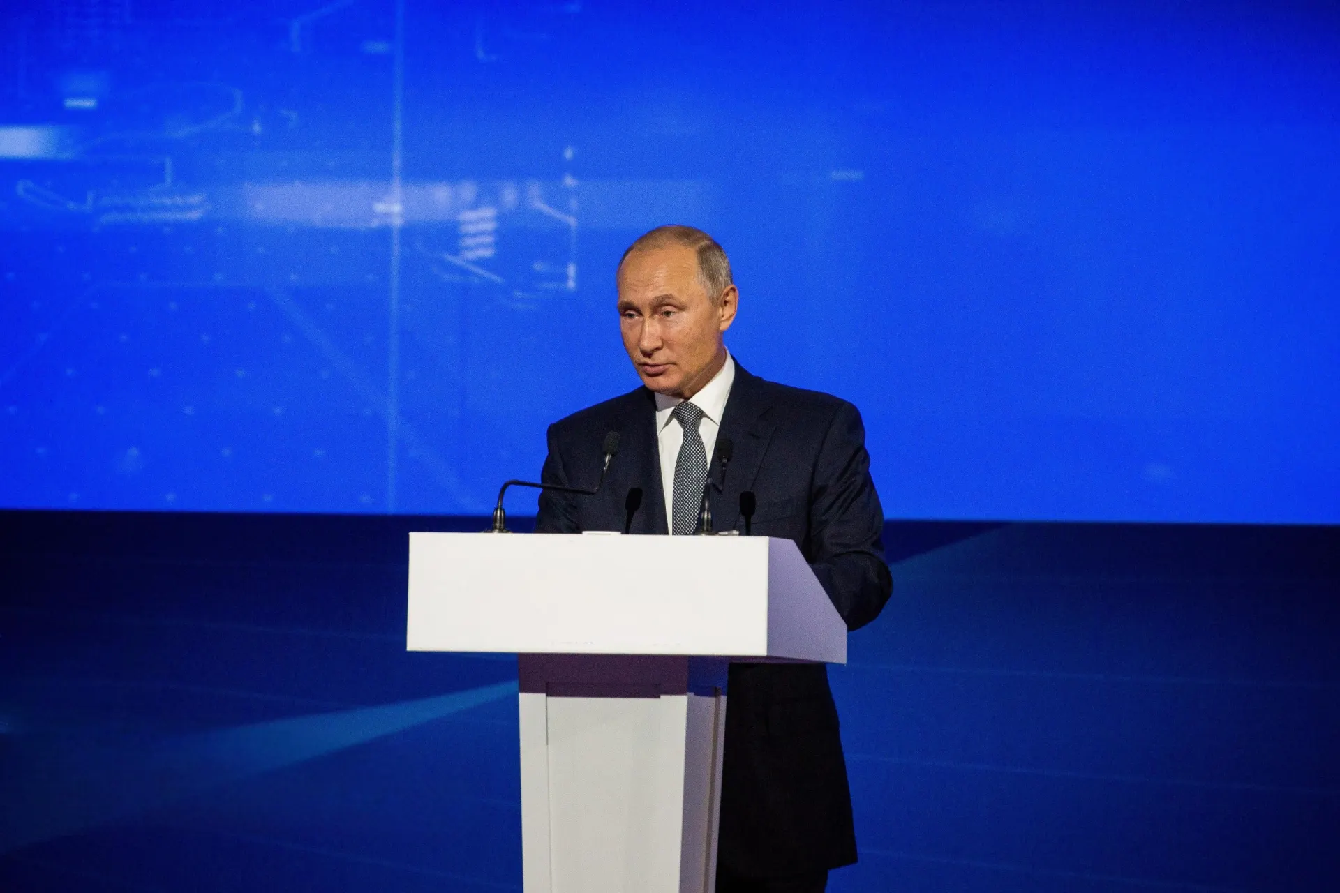 Лидер государства выступил на заседании клуба Валдай и разъяснил позицию по переговорам и текущей ситуации в операции.
